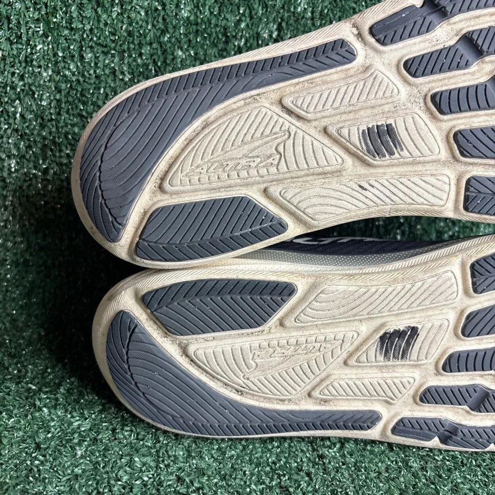 Altra Torin 8 EgoMax Cushion Zero Drop Road Running Sneaker Black Womens Size 10